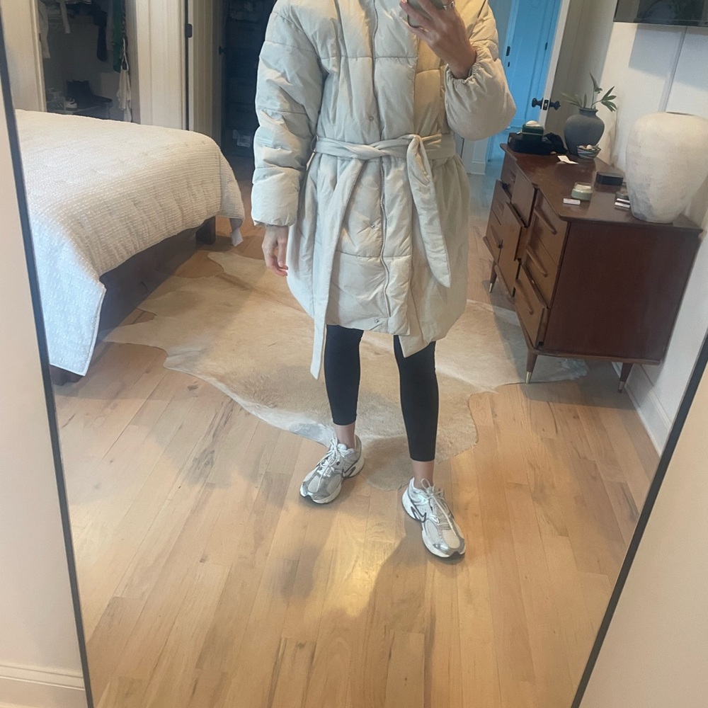 Oversized cream puffer - Picture 2 of 2